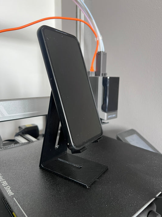 Stand Smartphone Rialzato 3D con Passaggio Cavo.